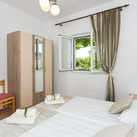 Apartment Olive - Comfort One Bedroom With Terrace And Sea View - Popolica 50 *