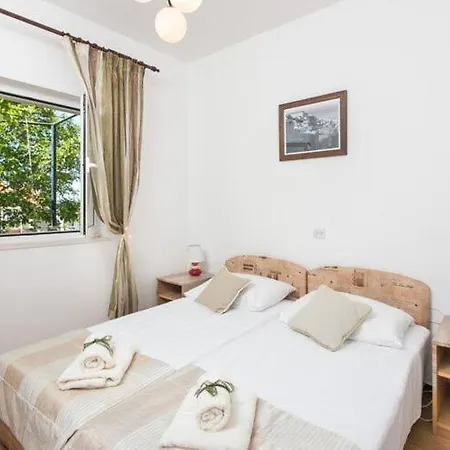 Olive - Comfort One Bedroom With Terrace And Sea View - Popolica 50 Apartment Mlini