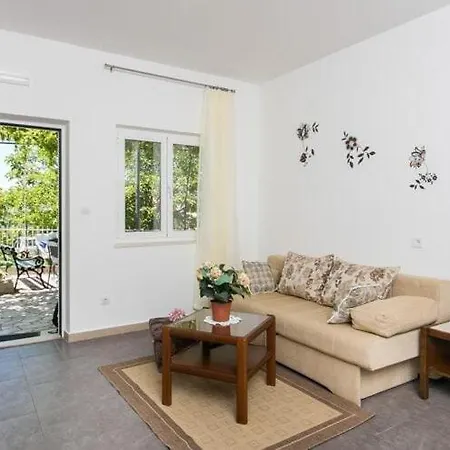 Olive - Comfort One Bedroom With Terrace And Sea View - Popolica 50 Apartment Mlini